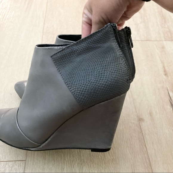 Aldo Gray Leather Wedge Booties - Picture 3 of 8